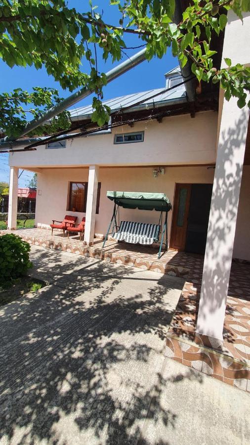 Casa Caraua * Greci